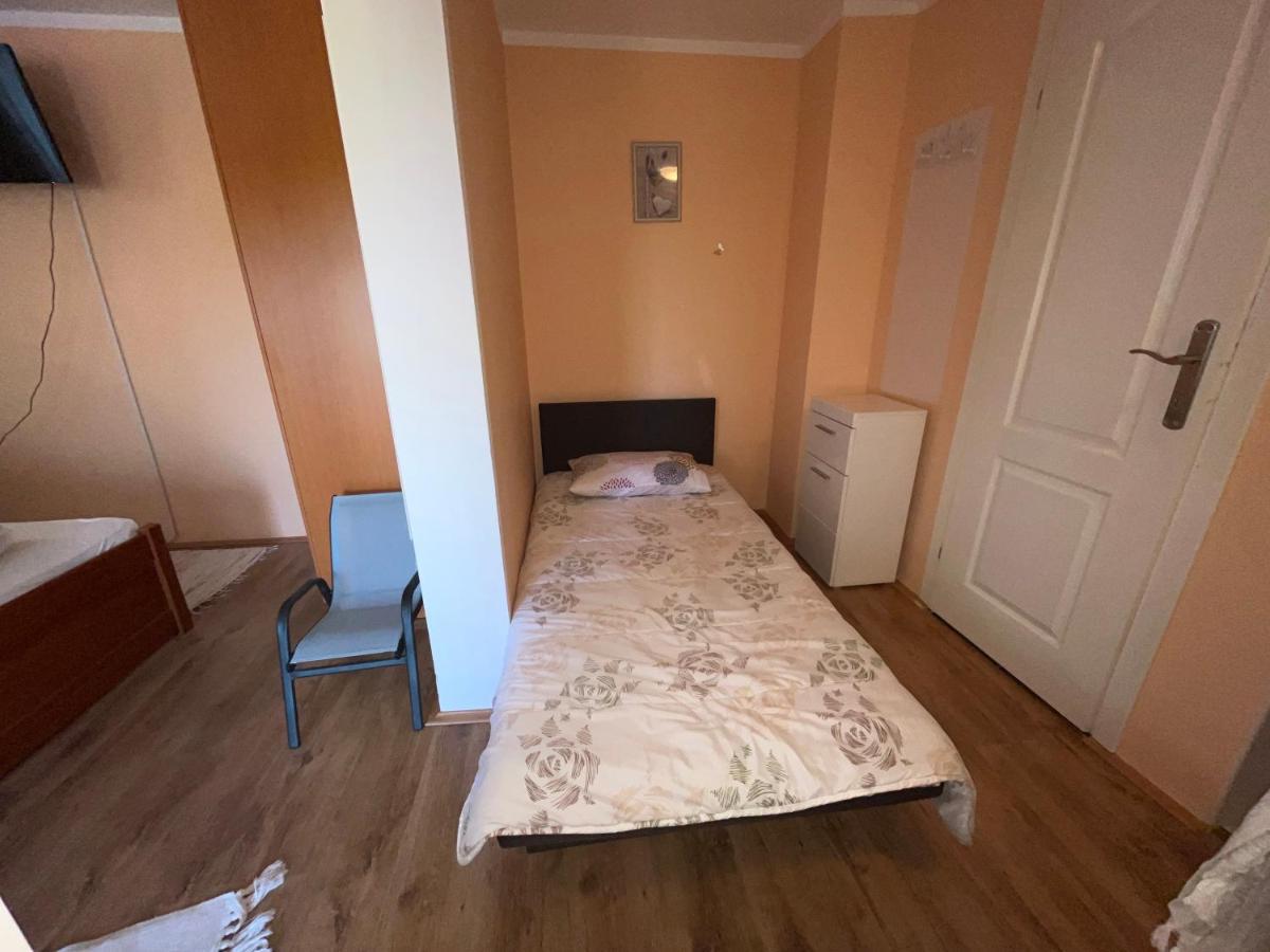 Apartman Simona Rednek Kültér fotó