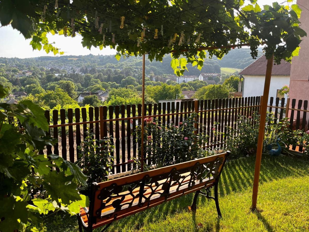 Apartman Simona Rednek Kültér fotó
