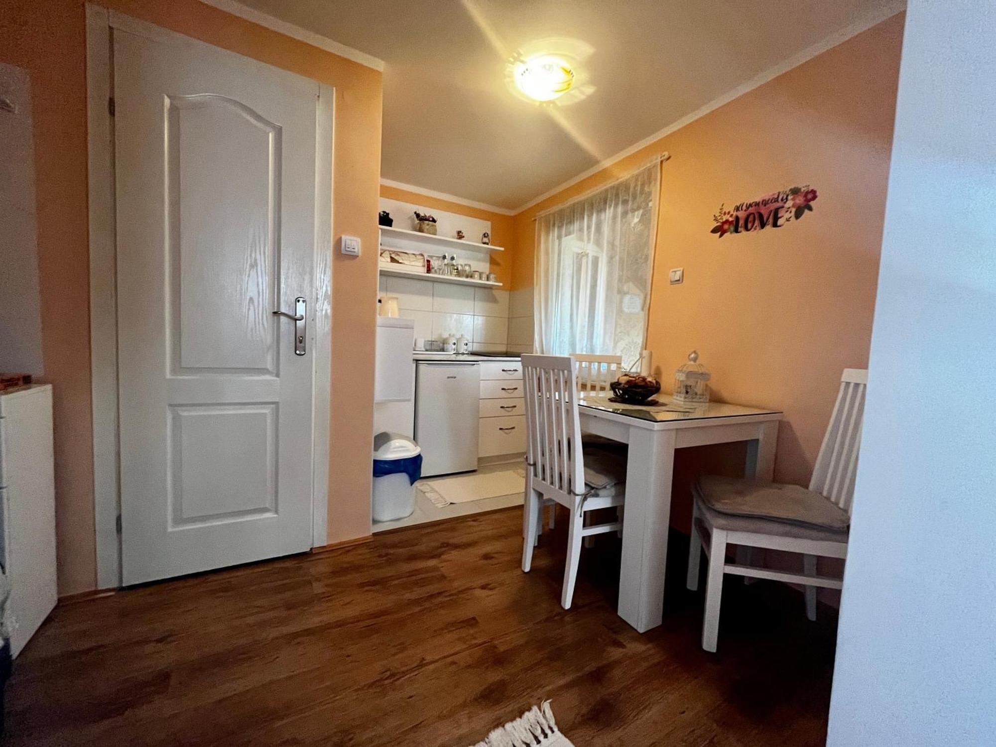 Apartman Simona Rednek Kültér fotó