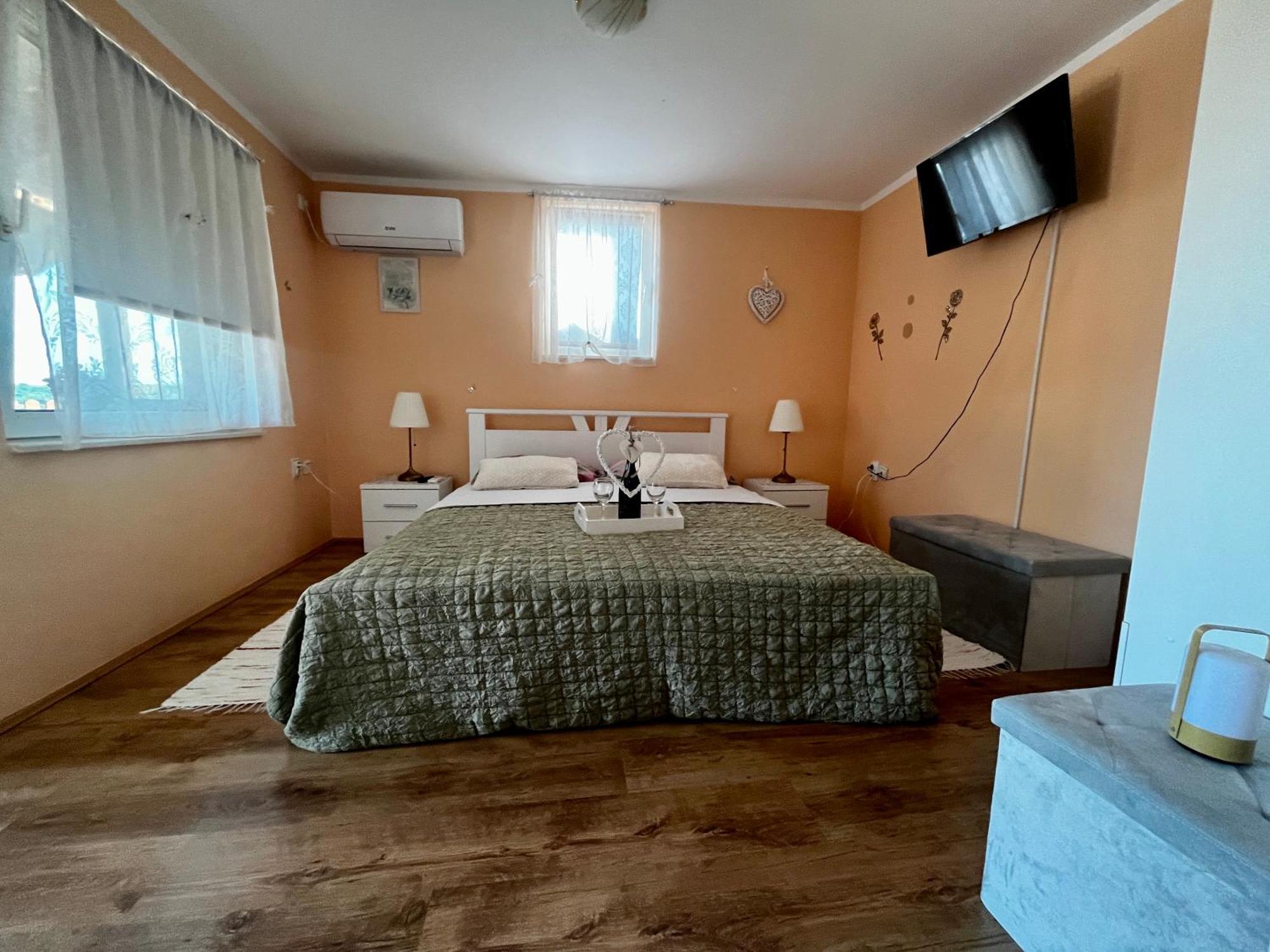 Apartman Simona Rednek Kültér fotó